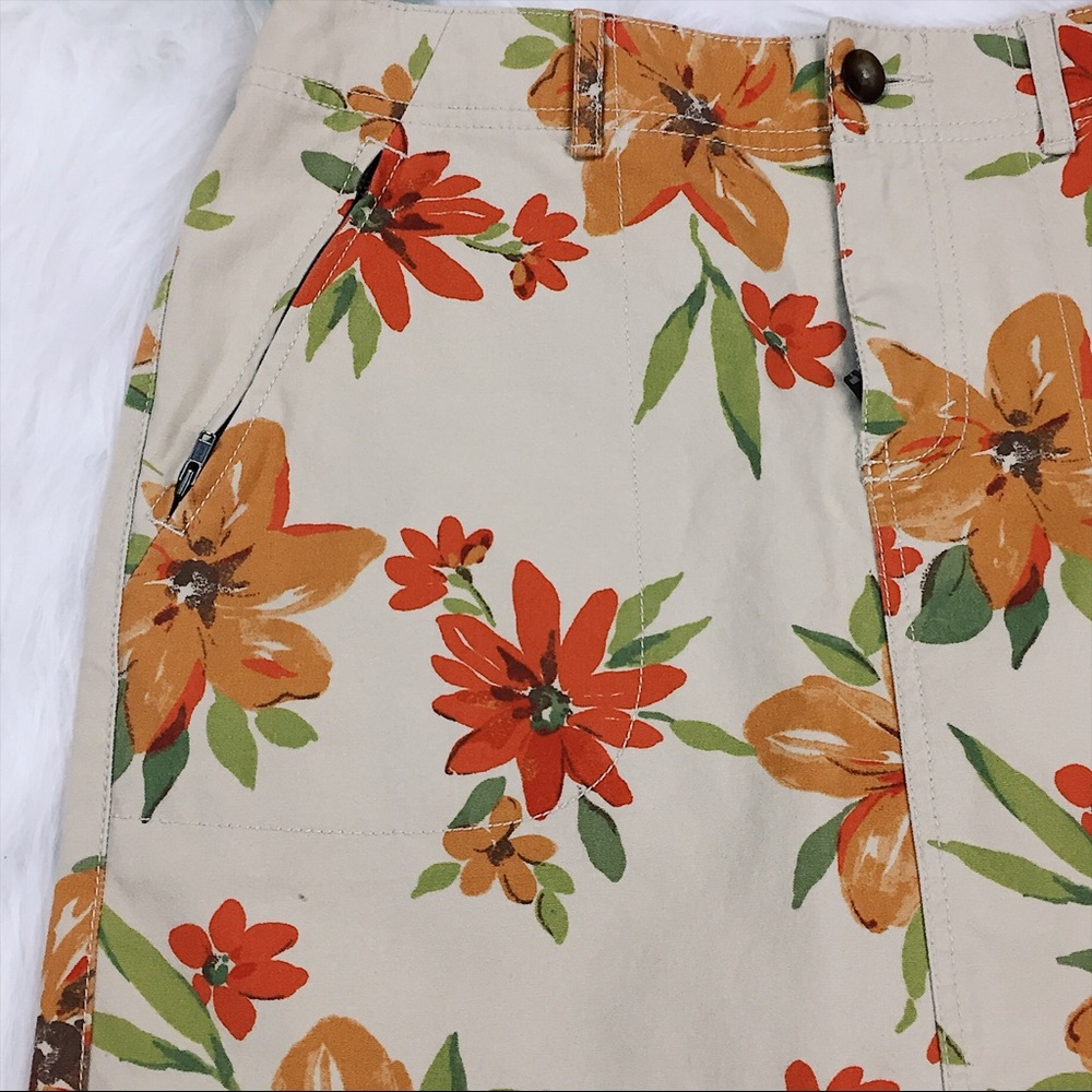 🚫SOLD🚫 Eddie Bauer Floral Khaki Skirt Size 4 EUC